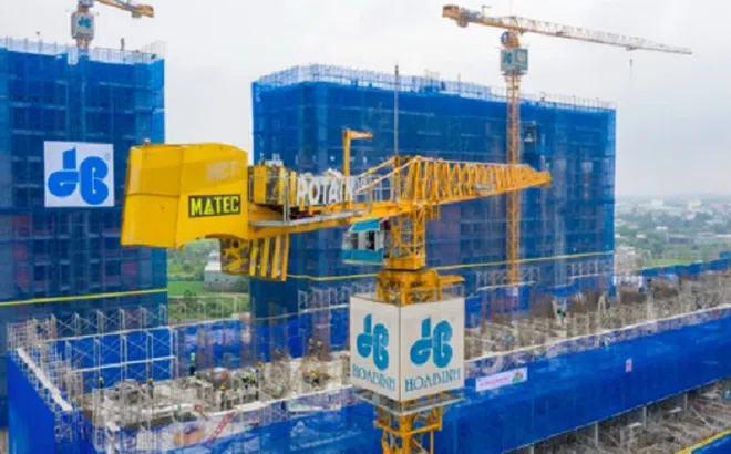 Xây dựng Hòa Bình làm ăn ra sao khi nợ vay gấp 14 lần vốn chủ sở hữu?