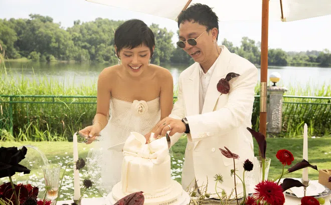 Cô Em Trendy Khánh Linh bất ngờ tổ chức lễ ăn hỏi, nhan sắc “cô dâu mới” gây thương nhớ