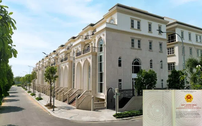 Thực hư việc khách hàng đòi văn bản bán nhà hình thành trong tương lai