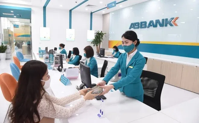 ABBank: Lợi nhuận "bốc hơi" 66%, nợ xấu tăng vọt