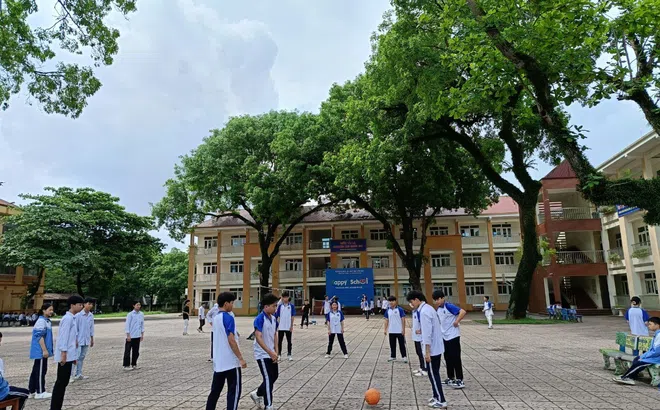 UBND tỉnh Yên Bái hỗ trợ công tác chuẩn bị ghi hình chương trình "Mái ấm gia đình Việt" tại tỉnh nhà