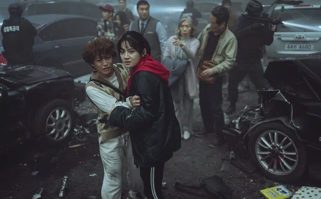 Bom tấn “trăm tỷ” của cố diễn viên Lee Sun-kyun tung trailer choáng ngợp với liên hoàn thảm hoạ chưa từng có!