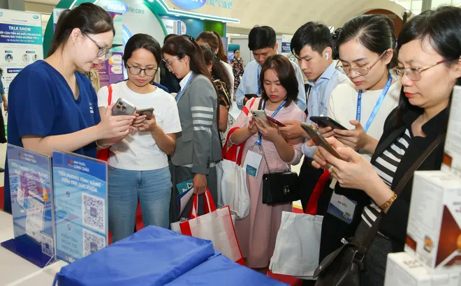 Chiến lược đào tạo giúp đội ngũ Long Châu tự tin chăm sóc sức khỏe hơn 20 triệu khách hàng