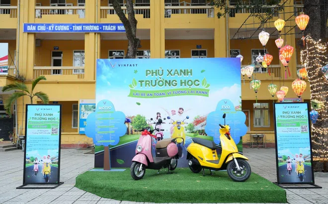 Từ chuỗi sự kiện “Phủ Xanh Trường Học”: “Cần giáo dục di chuyển xanh ngay từ trong nhà trường”