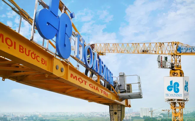 Loạt doanh nghiệp biến động nhân sự cấp cao trước thềm ĐHĐCĐ 2025