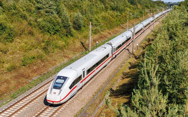 Công ty Vinspeed đăng ký đầu tư dự án đường sắt cao tốc Bắc - Nam