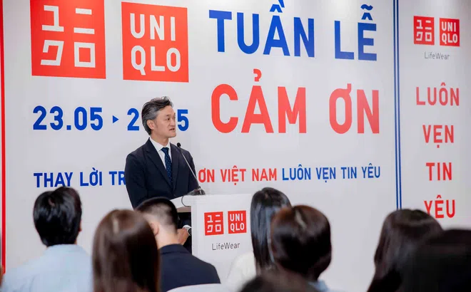 UNIQLO tri ân khách hàng với ưu đãi hấp dẫn và cập nhật giai đoạn 3 dự án hỗ trợ nước sạch tại Đồng bằng sông Cửu Long