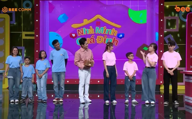 Nhà mình quá đỉnh: Diễm Phương hát sai lời khiến đội mất điểm, bị Hoàng Phi “cà khịa” không trượt phát nào