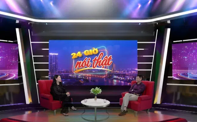 Đạo diễn Lê Hoàng nhận định yêu sếp để thăng tiến là hợp lý nếu chưa vợ chưa chồng