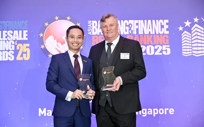 Nam A Bank nhận cú đúp giải thưởng quốc tế