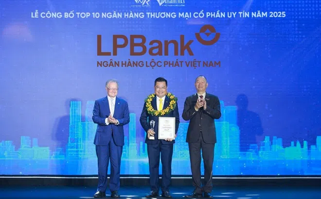 Tiếp đà tăng trưởng bền vững, LPBank thăng hạng trong bộ đôi giải thưởng uy tín năm 2025