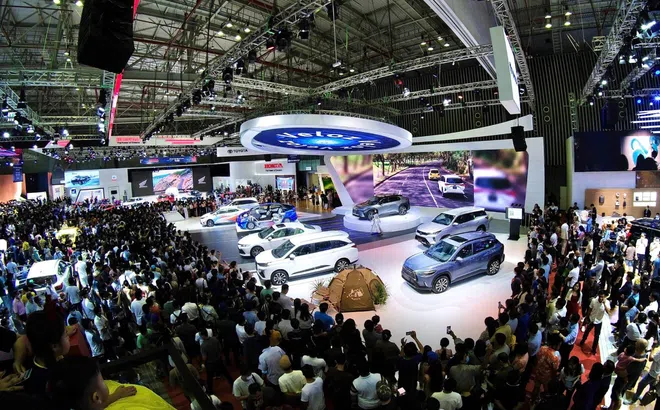 Hủy Triển lãm Ô tô - Xe máy Việt Nam 2025 vì thị trường khó khăn, thiếu xe mới