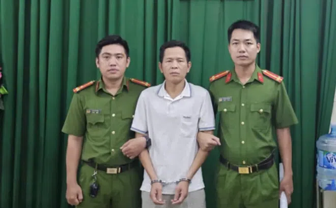 Làm lộ bí mật công tác, một giám đốc chi nhánh ngân hàng ở TP.HCM bị bắt