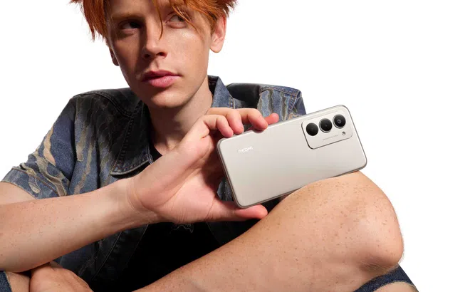 Redmi 15 chính thức ra mắt: Siêu pin Silicon-Carbon 7000mAh, màn hình lớn 6,9 inch dẫn đầu phân khúc, giá chỉ từ 4,79 triệu đồng