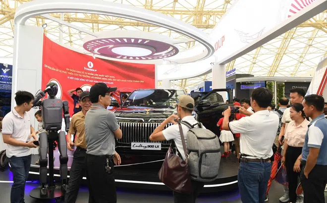 Vingroup ghi dấu ấn kiến tạo tại Triển lãm thành tựu đất nước 80 năm