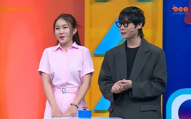 MC Đại Nghĩa "lụi tim" vì giọng hát bolero ngọt ngào của con gái nuôi Phi Nhung