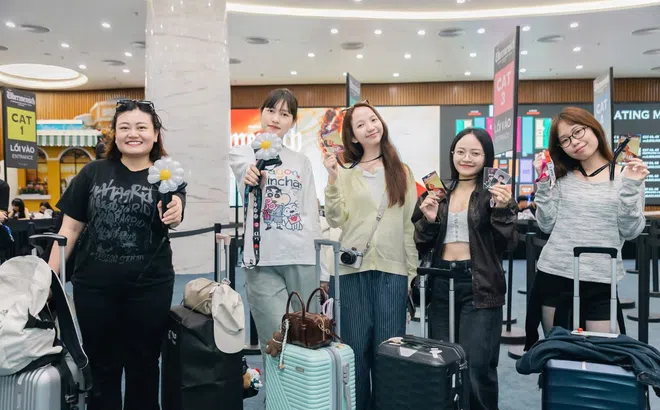 Fan đổ về Ocean City check in G-DRAGON 2025 WORLD TOUR [Übermensch] IN HANOI, háo hức chờ concert lịch sử