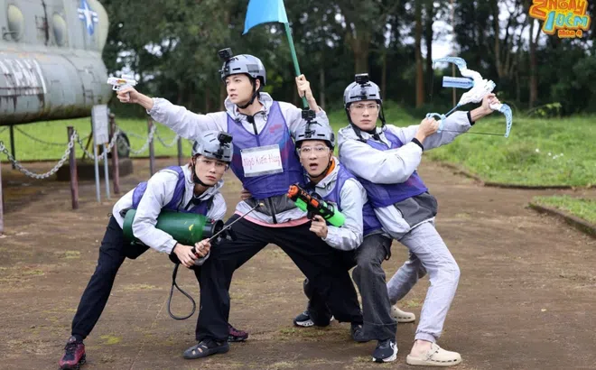 HIEUTHUHAI bùng nổ khả năng giải mã, Tăng Duy Tân rơi vào thế “1 chọi 4"