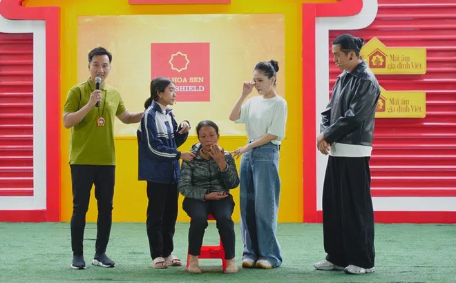 Thành Trung, Kiên Ứng, Kiều Anh nghẹn ngào trước hoàn cảnh các em nhỏ tại “Mái ấm gia đình Việt”