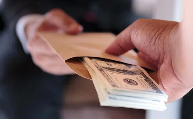 Kế toán PVoil Vũng Áng tham ô hơn 94 tỷ đồng tiền xăng dầu, nướng vào cờ bạc