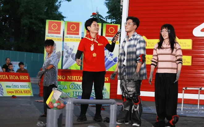 Phúc Du và Mỹ Mỹ vượt thử thách ở “Mái ấm gia đình Việt”, mang về gần 300 triệu đồng cho trẻ em khó khăn