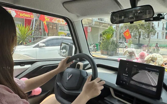 Nữ chủ xe tạm biệt nỗi lo “vần” vô lăng trong đô thị với VinFast VF 3