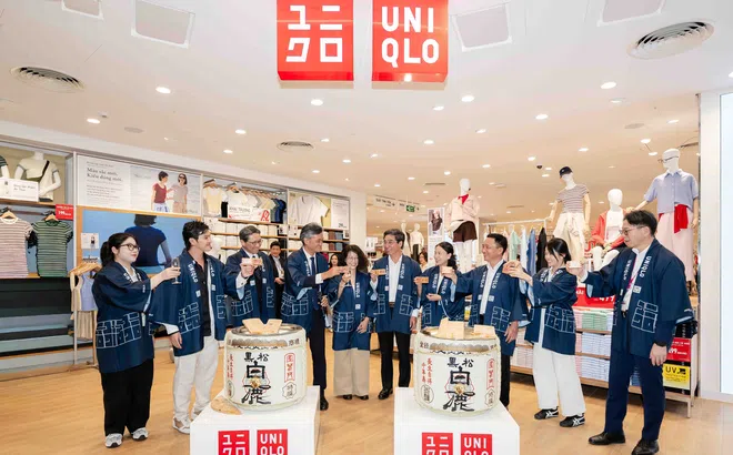 UNIQLO mang dấu ấn văn hóa Đà Nẵng vào BST UTme! nhân dịp khai trương cửa hàng mới