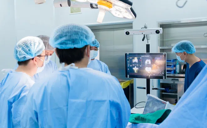 Đưa robot thay khớp hiện đại hàng đầu thế giới đến Vinmec Phú Quốc