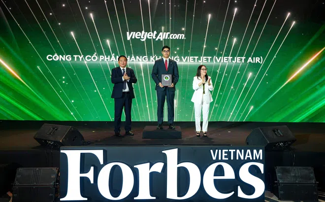 Forbes vinh danh Vietjet trong Top 50 doanh nghiệp dẫn đầu về ESG 2026