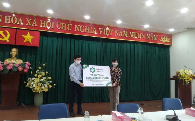 Van Phuc Group tiếp tục ủng hộ 2,2 tỷ đồng hỗ trợ các hoàn cảnh khó khăn do dịch bệnh Covid -19