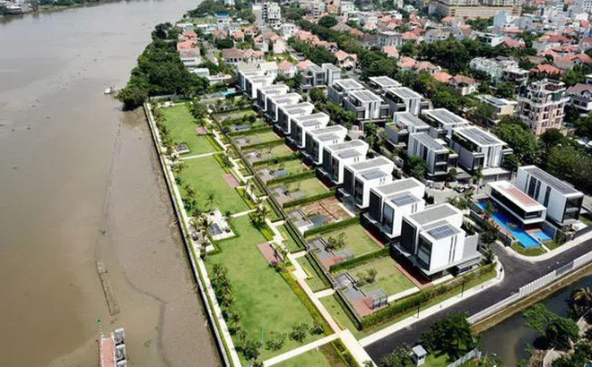 Bất chấp kẹt xe, ngập nước, 'khu nhà giàu' Thảo Điền vẫn ken đặc dự án BĐS