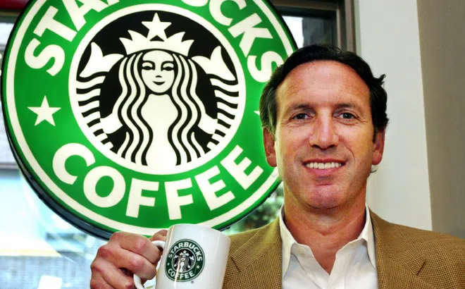 Bí quyết nào giúp kẻ nghèo khó trở thành ông chủ Starbucks trị giá 100 tỷ đô la?