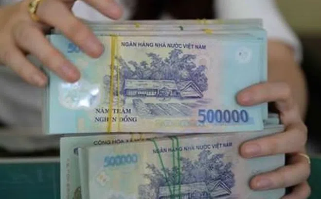 Lãi suất VND và USD tiếp tục sụt giảm trên thị trường liên ngân hàng