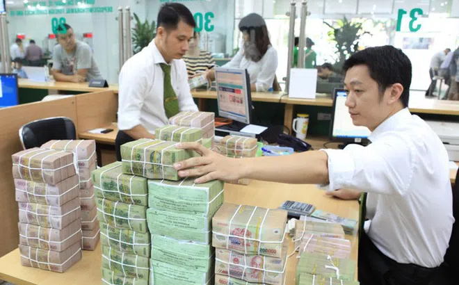 Nên mua và nắm giữ những cổ phiếu ngân hàng nào?