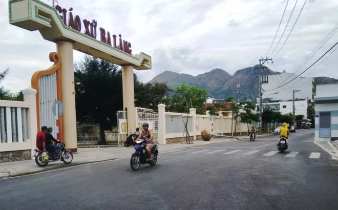 Sao không giữ lại tên đường Ba Làng cho thành phố Nha Trang?