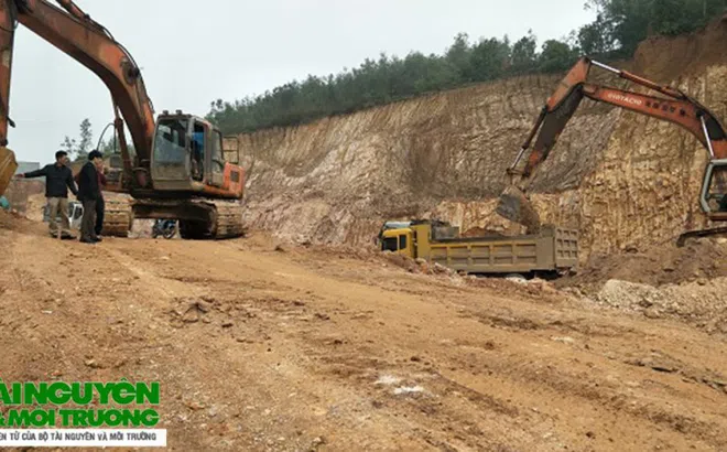 Thanh Hóa: Đình chỉ hoạt động khai thác tại mỏ đất của Công ty Việt Lào vì mắc nhiều sai phạm