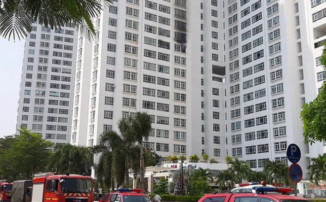 Cháy chung cư Hoàng Anh Gold House, hàng trăm cư dân hốt hoảng tháo chạy