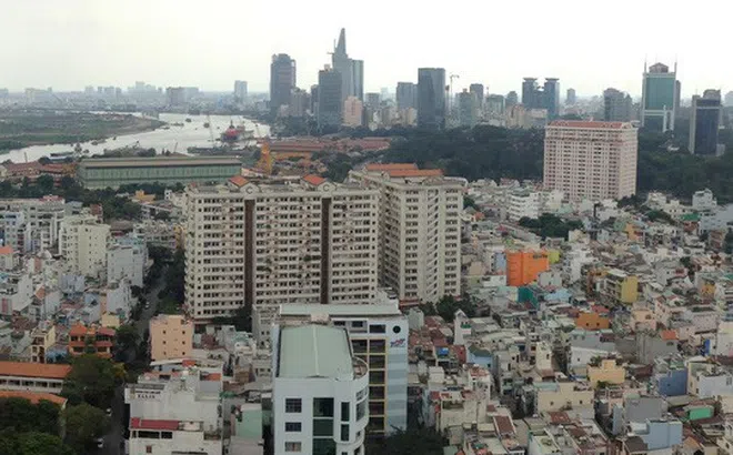 Dù có nhiều khuyến cáo, tiền ngân hàng vẫn đổ vào nhà đất