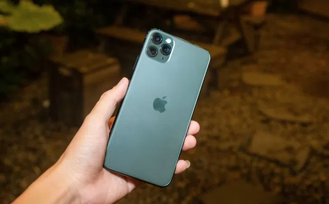 iPhone đời mới, Galaxy Note 10+ giảm giá dịp cuối năm