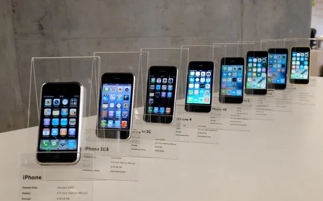Apple cán mốc bán hai tỷ iPhone năm 2020