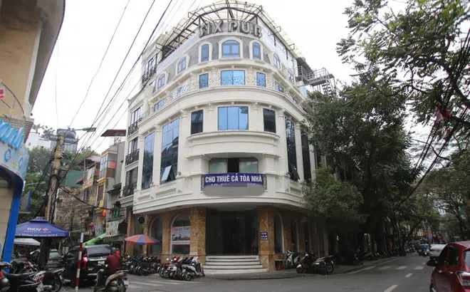 Nguyên nhân khiến giá thuê nhà phố "bị giáng đòn đau", phải giảm một nửa