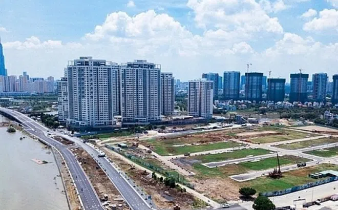 Bộ Xây dựng lo thị trường bất động sản suy giảm mạnh