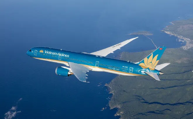 COVID-19 khiến Vietnam Airlines phải bán 5 máy bay, thoái vốn khỏi Cambodia Angkor Air