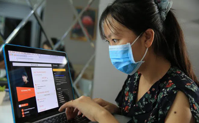 Đẩy mạnh chuyển đổi số