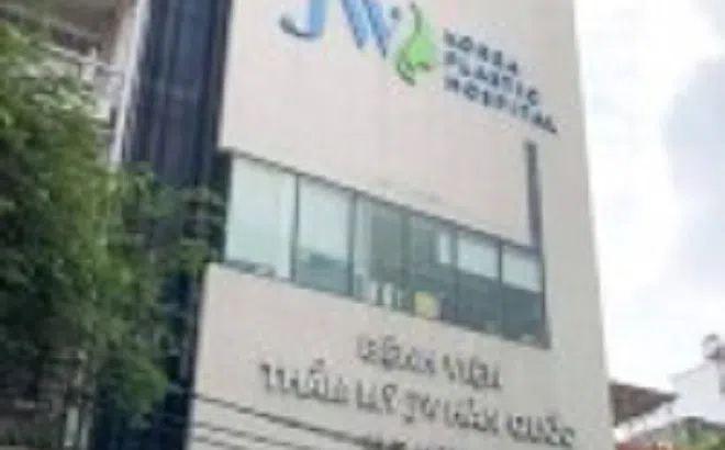 Bệnh viện thẩm mỹ JW Hàn Quốc vẫn tụ tập đông người làm đẹp giữa dịch COVID-19