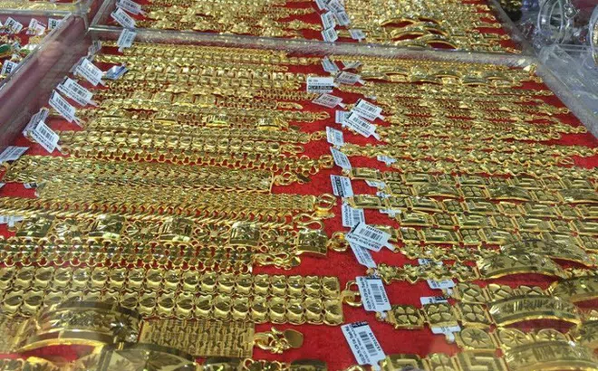 Giá vàng sắp chạm mốc 50 triệu đồng/lượng