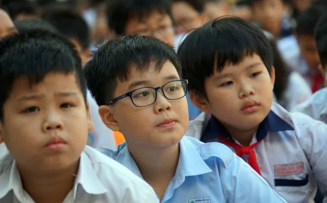 Trở lại trường và vấn đề mới của giáo dục
