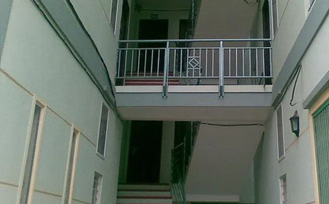 Vợ chồng trẻ kể chuyện sống… “ám ảnh” trong những hộp diêm chung cư mini