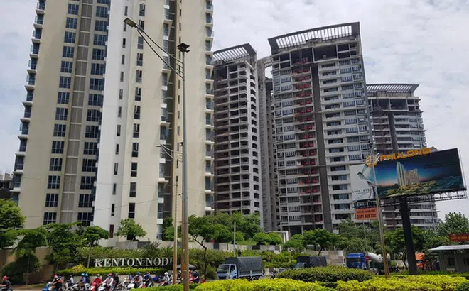 Hàng chục ngàn tỉ đồng bỏ hoang giữa lòng thành phố