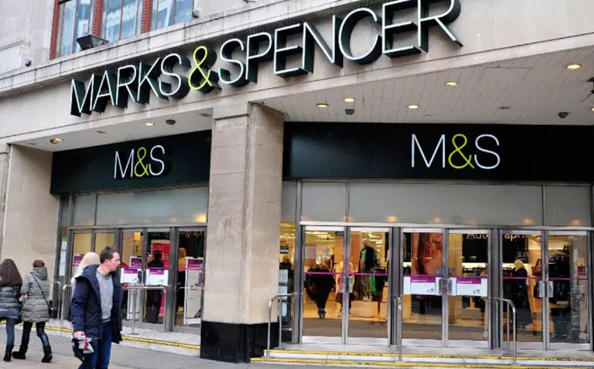 M&S “thay đổi hay là chết”?